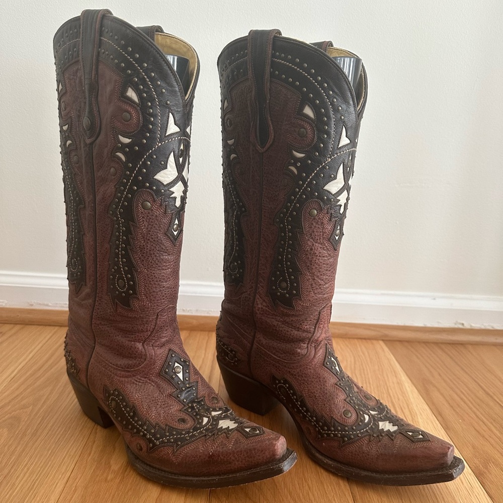 Women’s Corral Cowboy Boots (9.5)